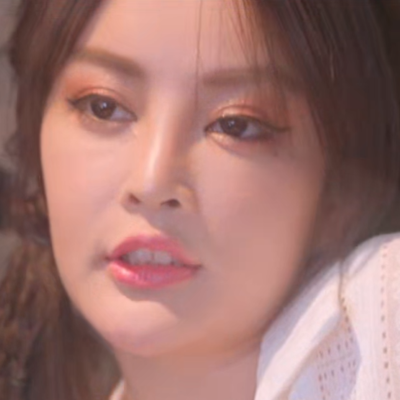 Una-2025/10/30